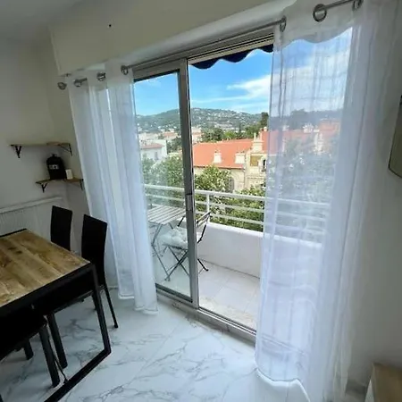 Joli T2 / Croisette Apartman