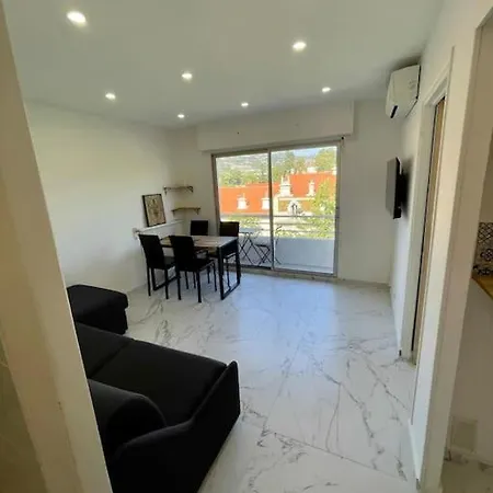 Apartman Joli T2 / Croisette